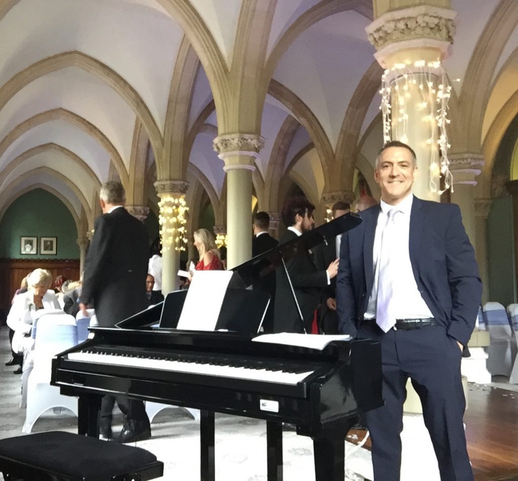 Wedding Pianist Kent Piano Player For Wedding