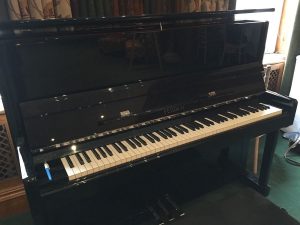 Acoustic upright piano